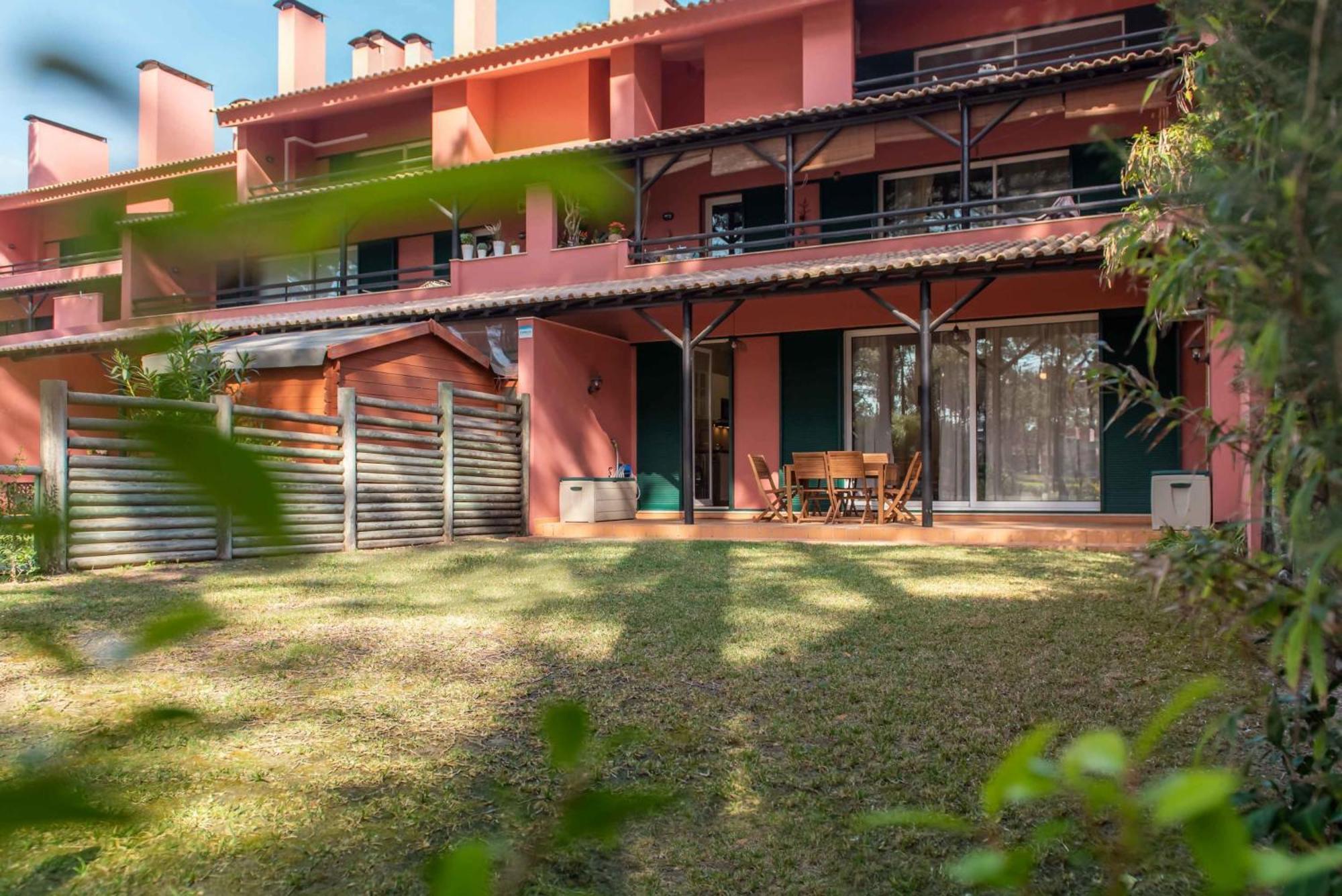 Sun & Sea Golf House Apartment Aroeira (Setubal)